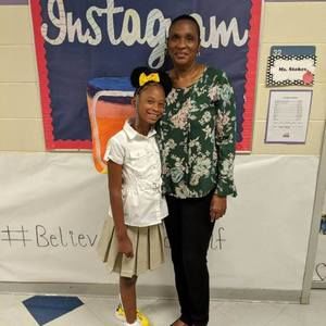 Meet your Posher, Constance